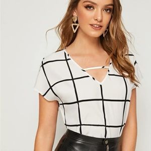 SHEIN Grid print V-neck blouse